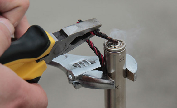 18650電池短路保護